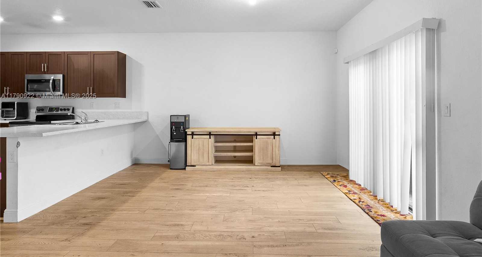 Small Image of 1434 SOUTH WEST 54TH AVE, North Lauderdale Number 21