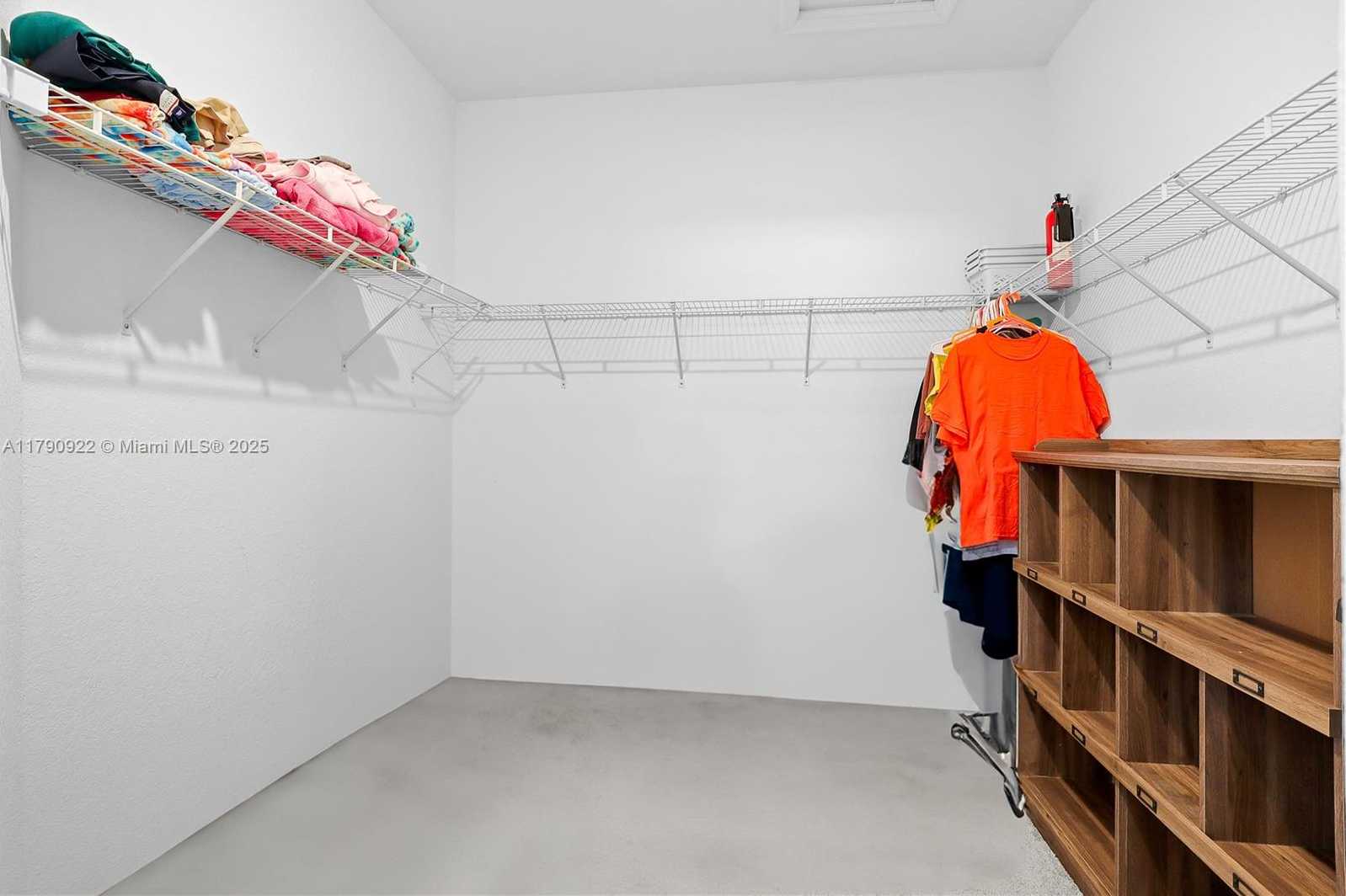 Small Image of 1434 SOUTH WEST 54TH AVE, North Lauderdale Number 42