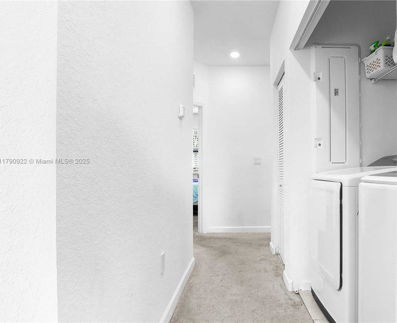 Small Image of 1434 SOUTH WEST 54TH AVE, North Lauderdale Number 48