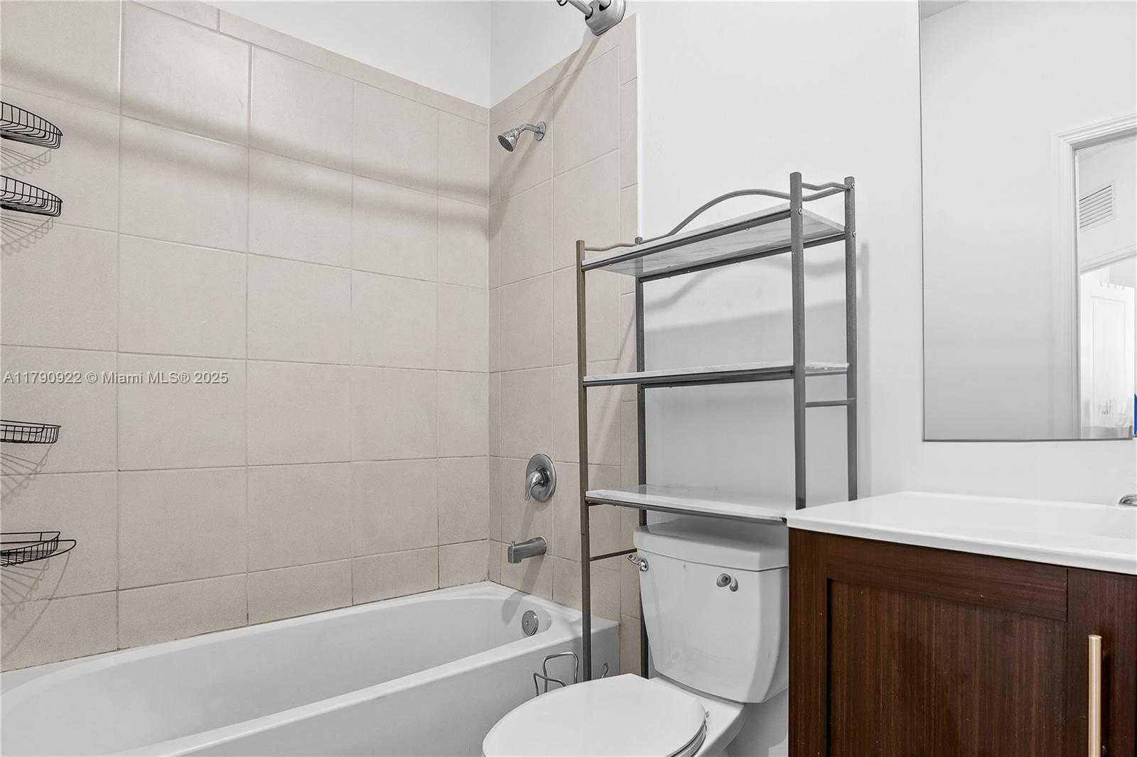 Small Image of 1434 SOUTH WEST 54TH AVE, North Lauderdale Number 53