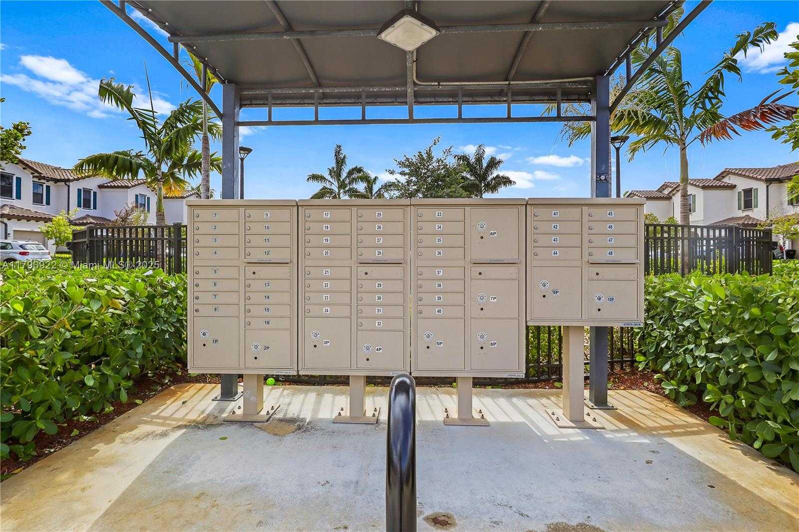 Small Image of 1434 SOUTH WEST 54TH AVE, North Lauderdale Number 57