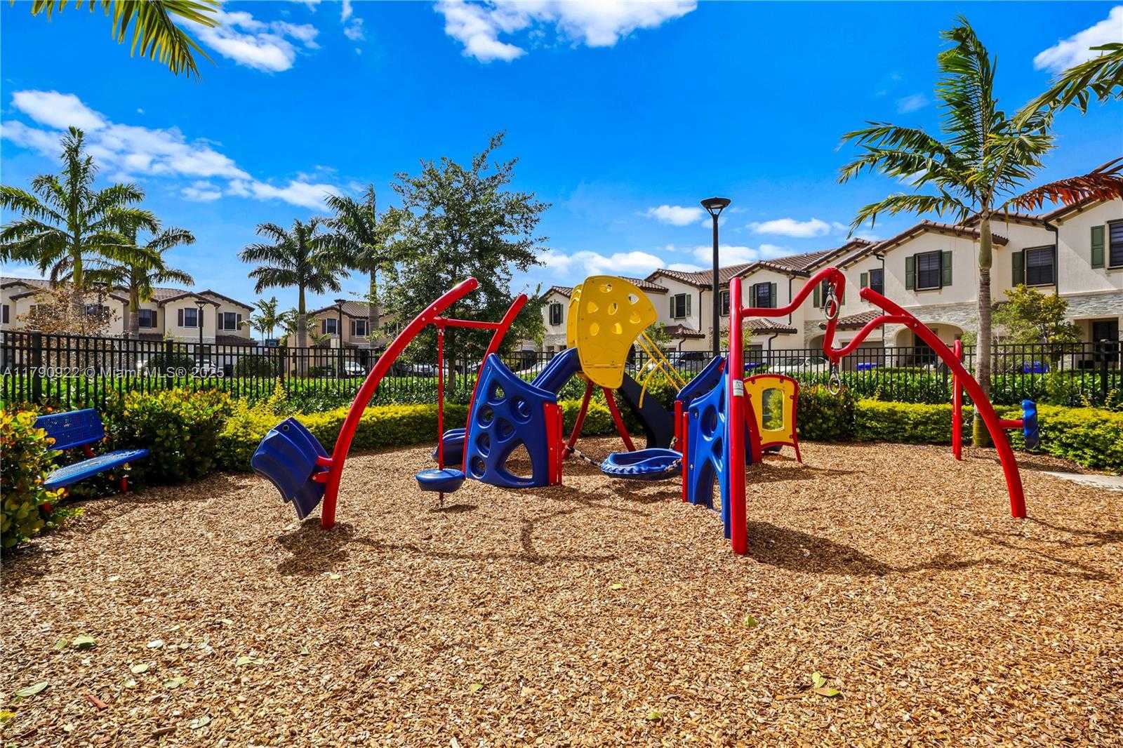 Small Image of 1434 SOUTH WEST 54TH AVE, North Lauderdale Number 59