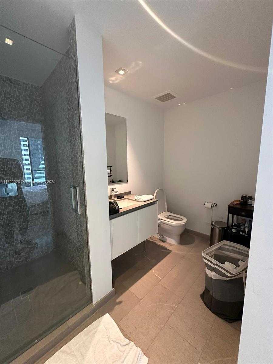 Small Image of 88 SOUTH WEST 7TH ST #810, Miami Number 6