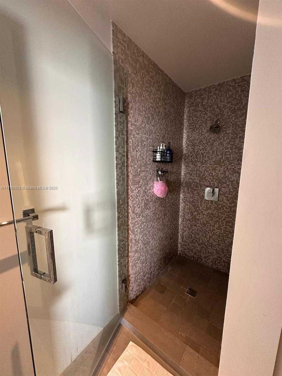 Small Image of 88 SOUTH WEST 7TH ST #810, Miami Number 7