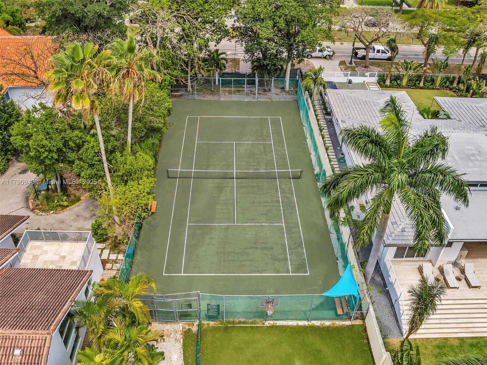 Small Image of 2400 BRICKELL AVE #306D, Miami Number 27