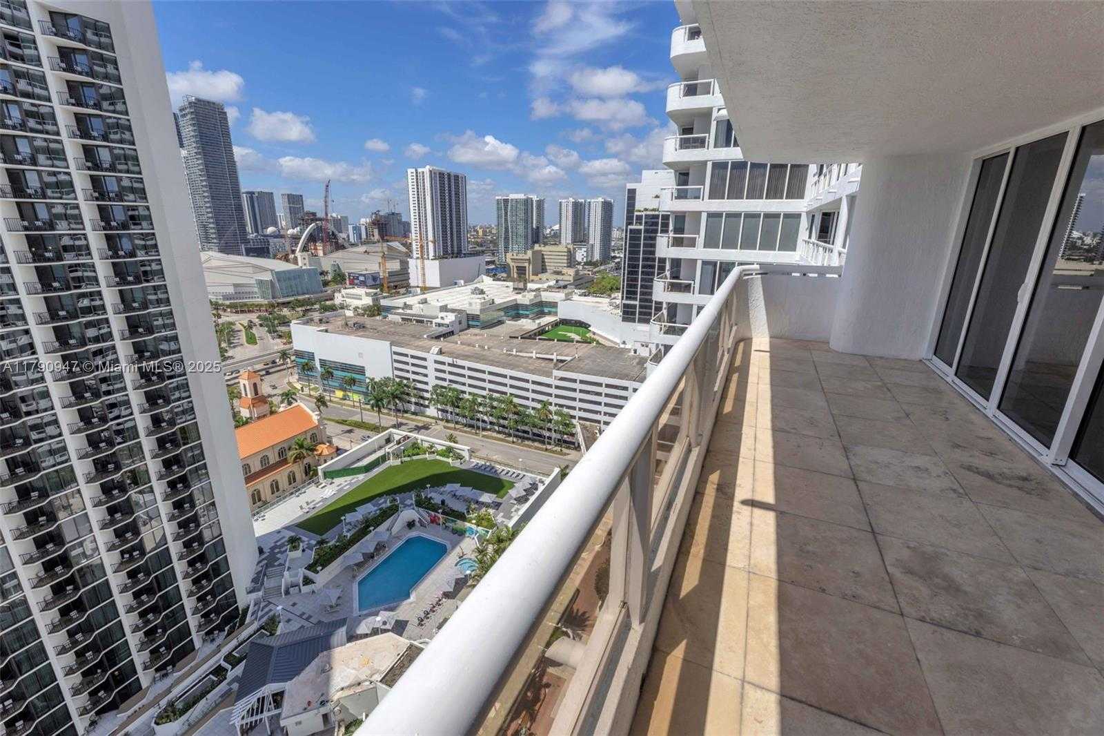 Small Image of 1717 NORTH BAYSHORE DR #A-3144, Miami Number 9