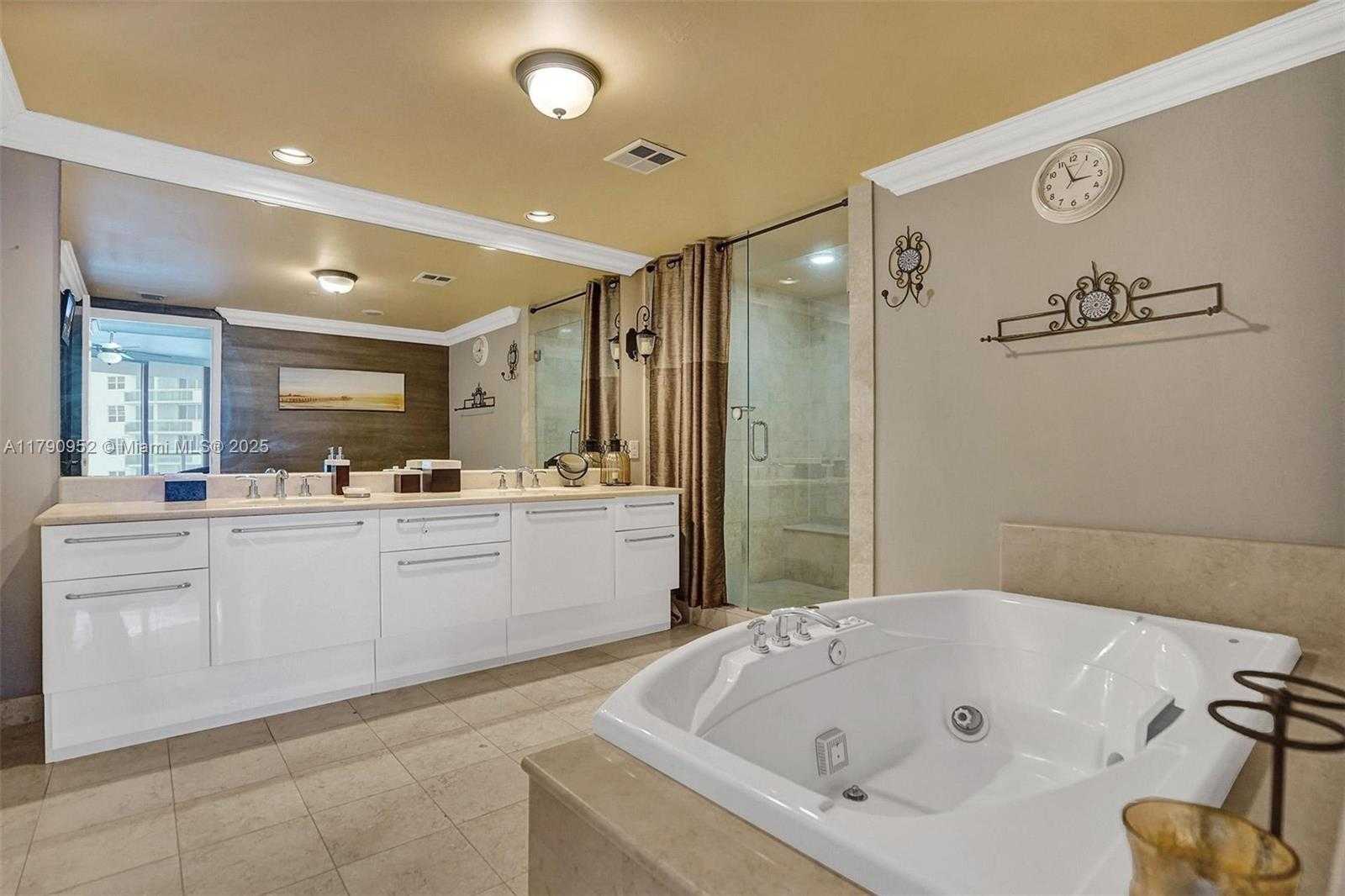 Small Image of 3101 SOUTH OCEAN DR #1003, Hollywood Number 22