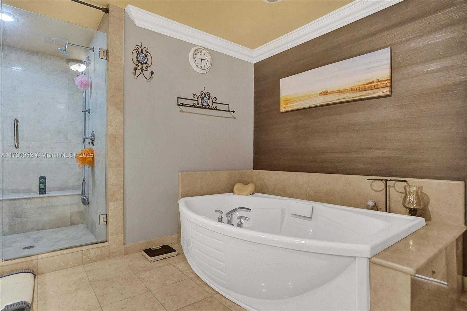 Small Image of 3101 SOUTH OCEAN DR #1003, Hollywood Number 26
