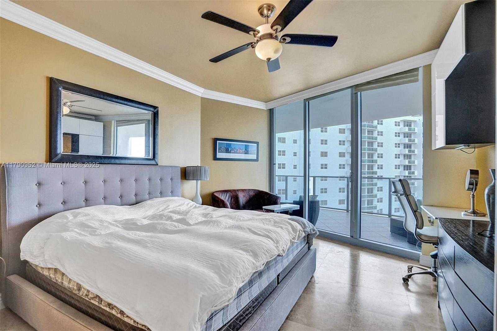 Small Image of 3101 SOUTH OCEAN DR #1003, Hollywood Number 40