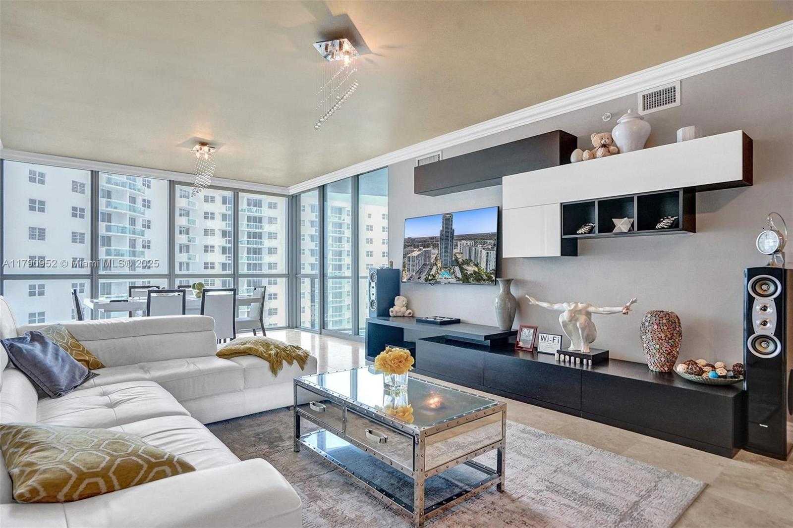 Small Image of 3101 SOUTH OCEAN DR #1003, Hollywood Number 7