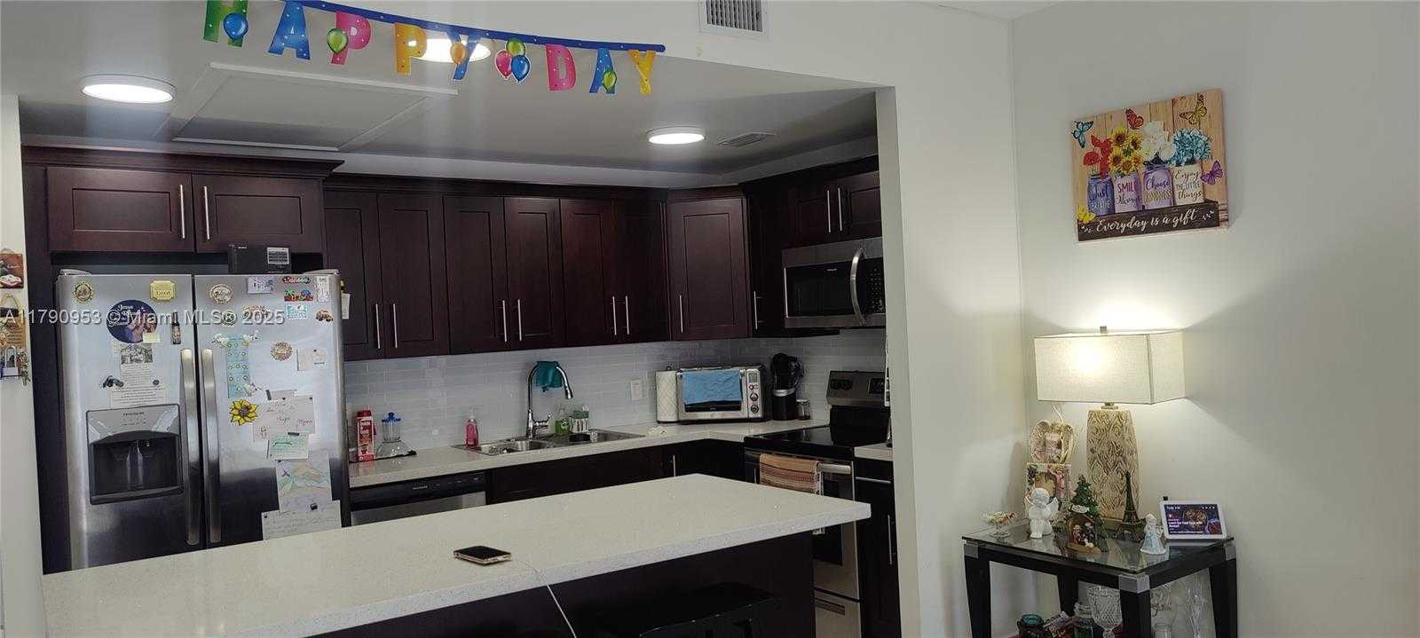 Small Image of 13721 SOUTH WEST 259TH LN, Homestead Number 17