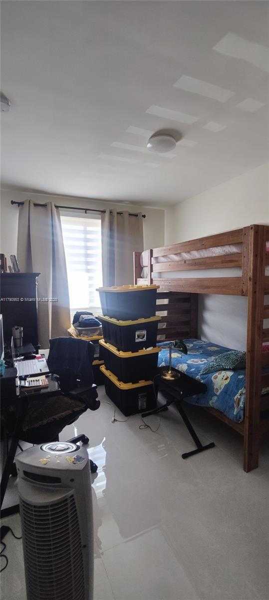 Small Image of 13721 SOUTH WEST 259TH LN, Homestead Number 32