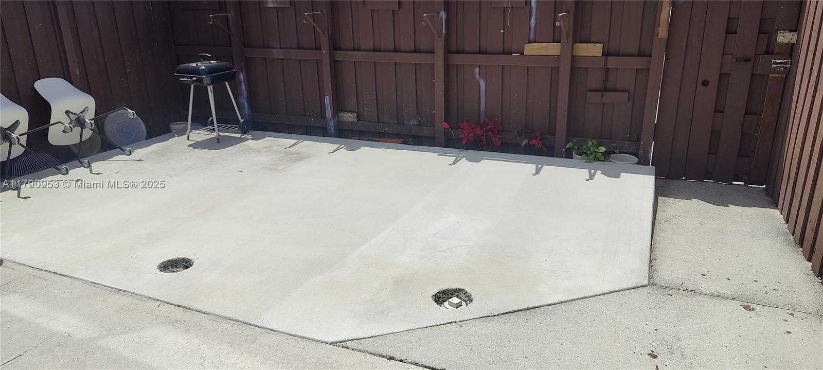 Small Image of 13721 SOUTH WEST 259TH LN, Homestead Number 36