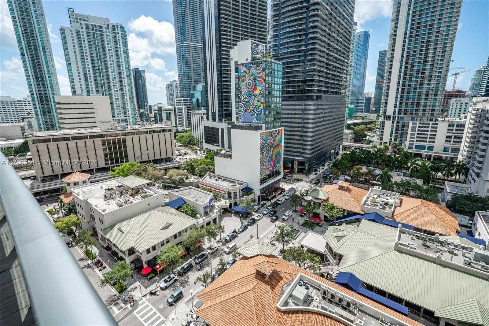 Small Image of 45 SOUTH WEST 9TH ST #1205, Miami Number 22