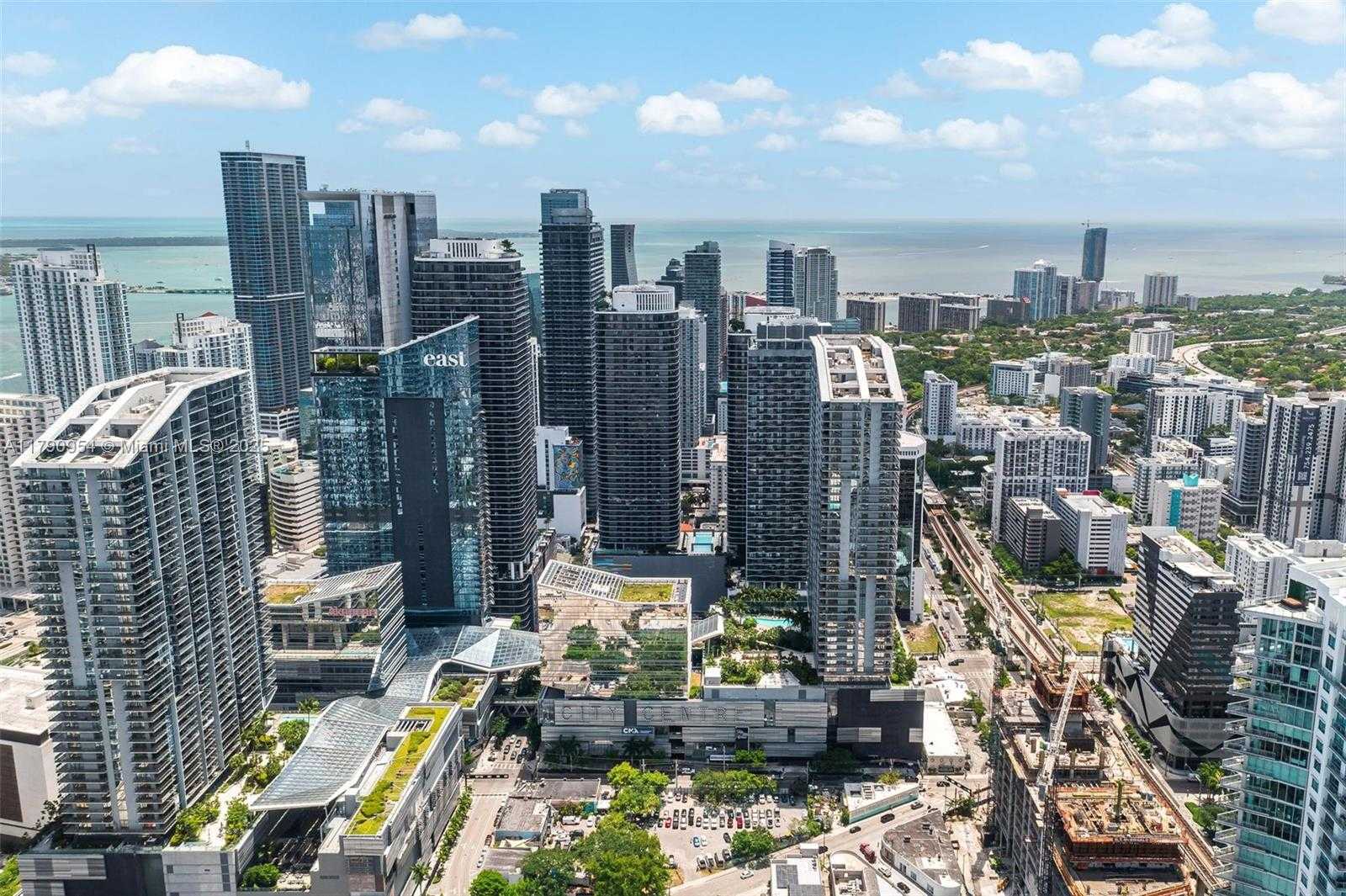 Small Image of 45 SOUTH WEST 9TH ST #1205, Miami Number 31