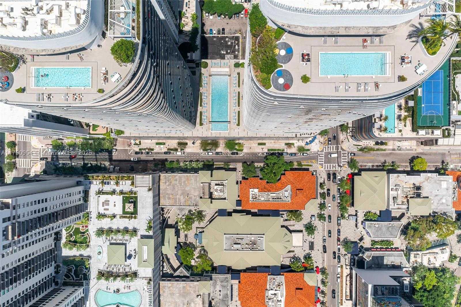 Small Image of 45 SOUTH WEST 9TH ST #1205, Miami Number 37