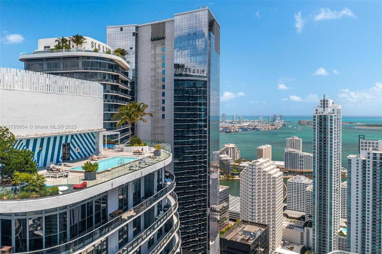 Small Image of 45 SOUTH WEST 9TH ST #1205, Miami Number 39