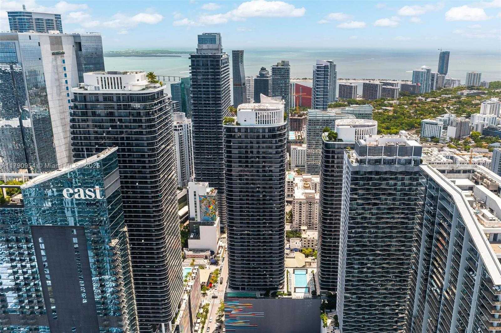 Small Image of 45 SOUTH WEST 9TH ST #1205, Miami Number 41