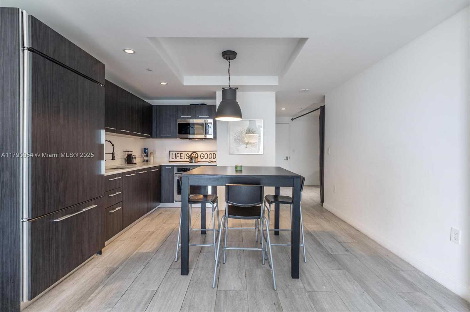 Small Image of 45 SOUTH WEST 9TH ST #1205, Miami Number 7