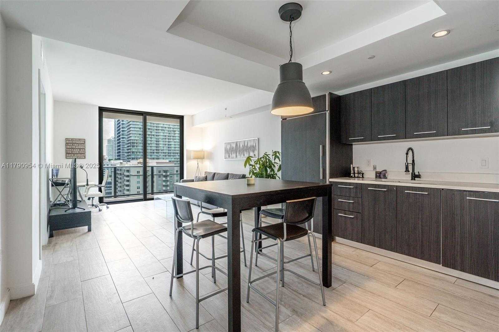 Small Image of 45 SOUTH WEST 9TH ST #1205, Miami Number 8