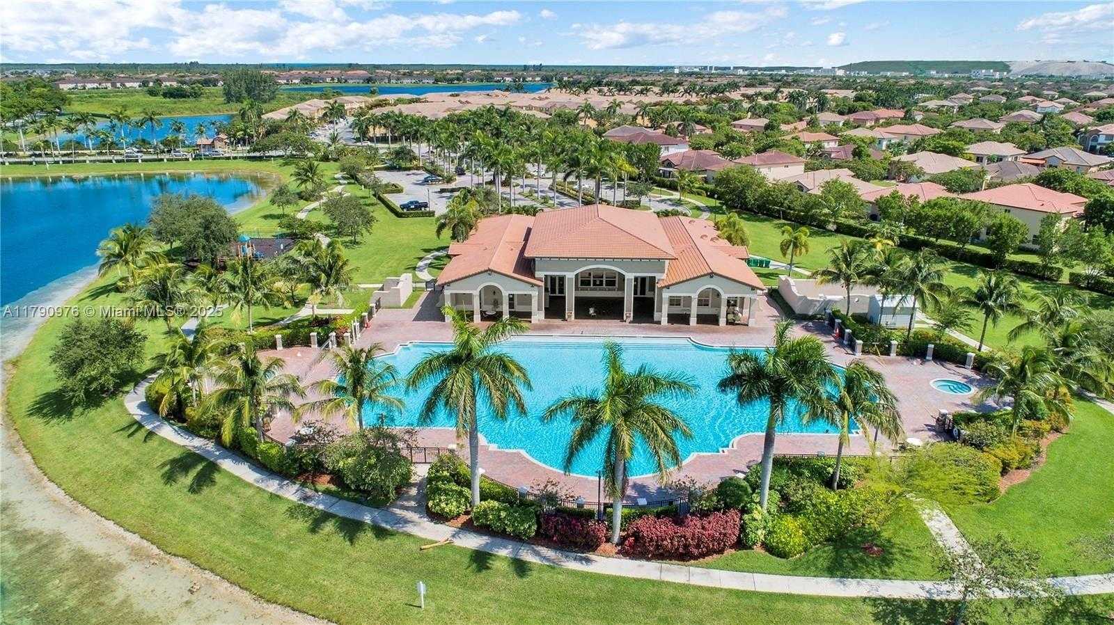 Small Image of 22364 SOUTH WEST 89TH PATH, Cutler Bay Number 5