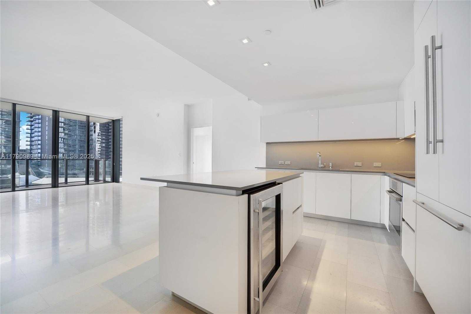 Small Image of 88 SOUTH WEST 7TH ST #1009, Miami Number 14