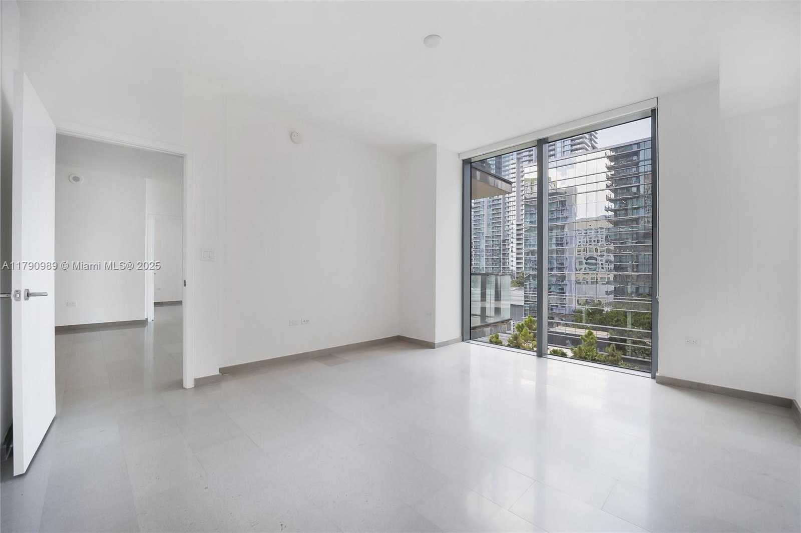 Small Image of 88 SOUTH WEST 7TH ST #1009, Miami Number 4