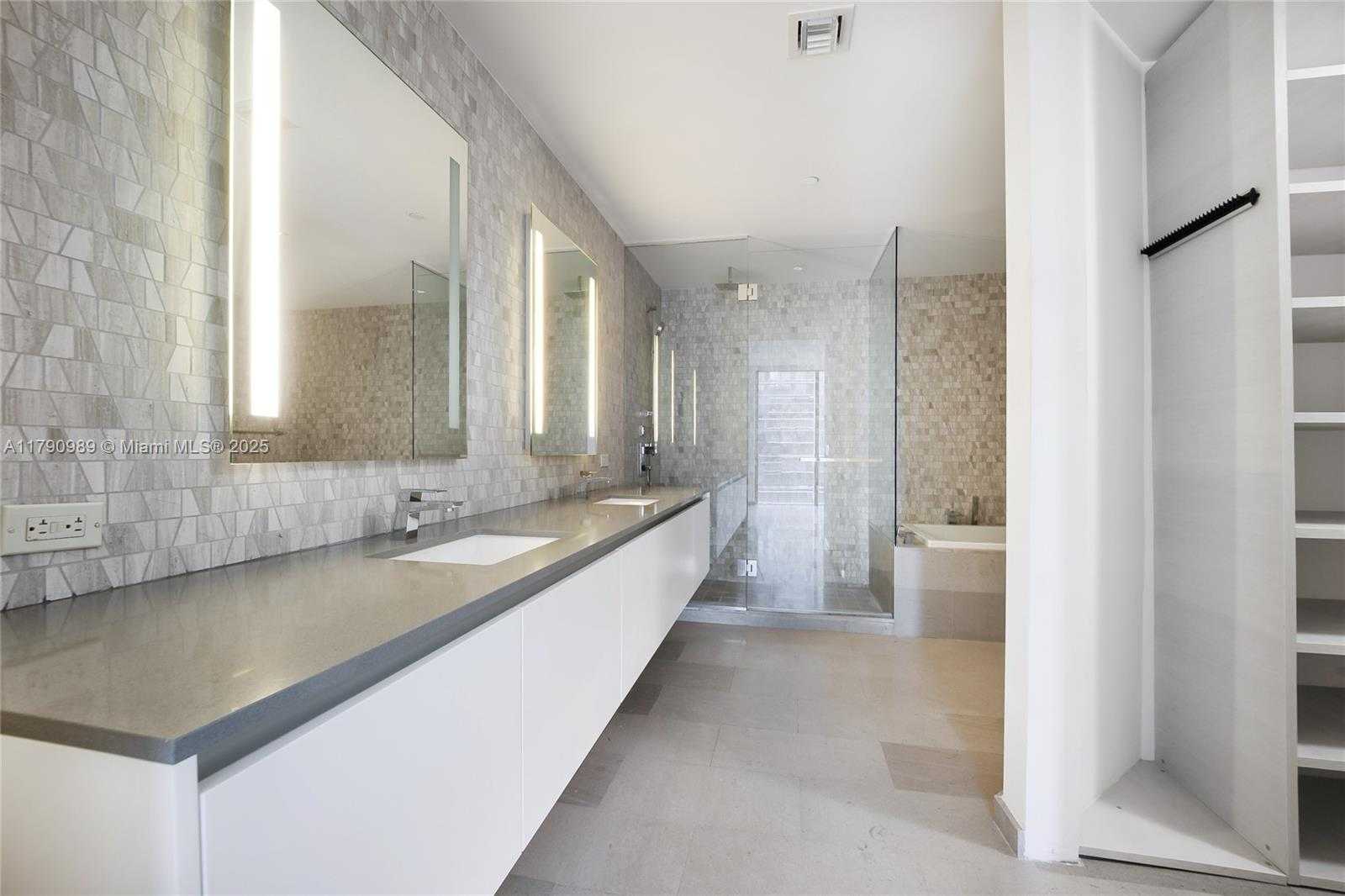 Small Image of 88 SOUTH WEST 7TH ST #1009, Miami Number 5