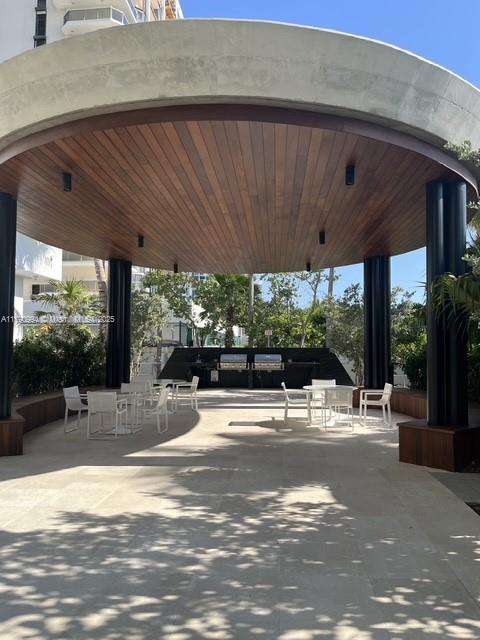 Small Image of 6365 COLLINS AVE #TS-11, Miami Beach Number 24