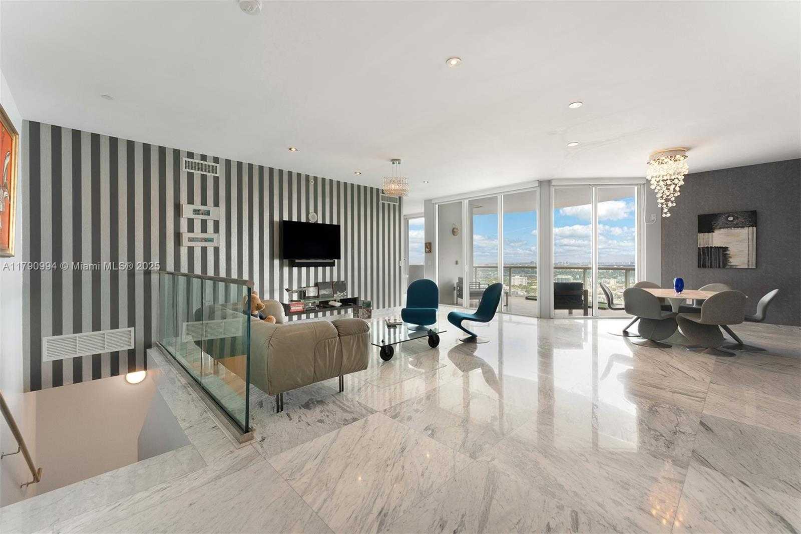 Small Image of 6365 COLLINS AVE #TS-11, Miami Beach Number 4