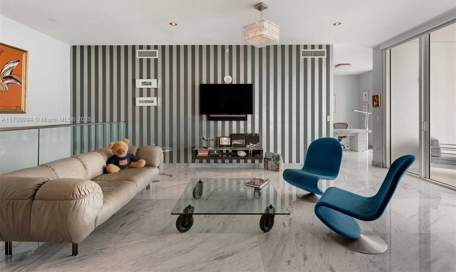 Small Image of 6365 COLLINS AVE #TS-11, Miami Beach Number 7