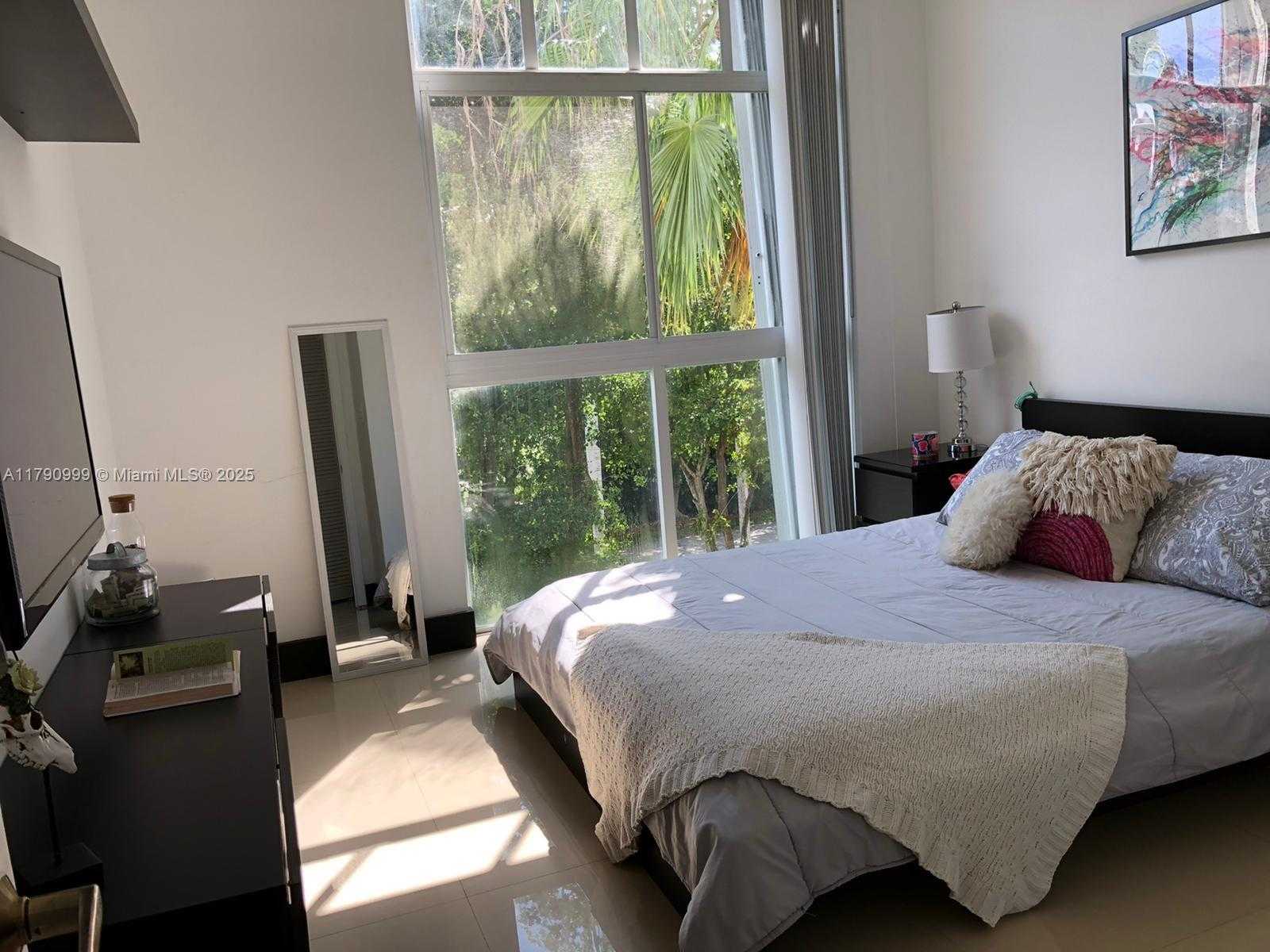Small Image of 9725 NORTH WEST 52ND ST #407, Doral Number 11