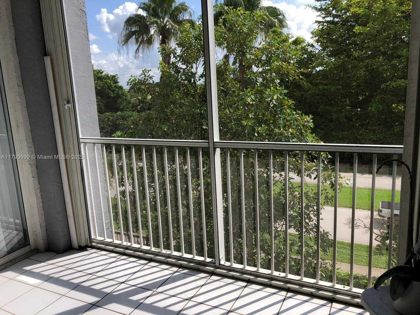 Small Image of 9725 NORTH WEST 52ND ST #407, Doral Number 13