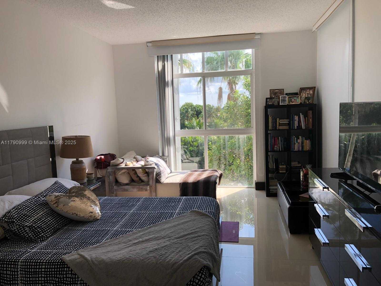 Small Image of 9725 NORTH WEST 52ND ST #407, Doral Number 8