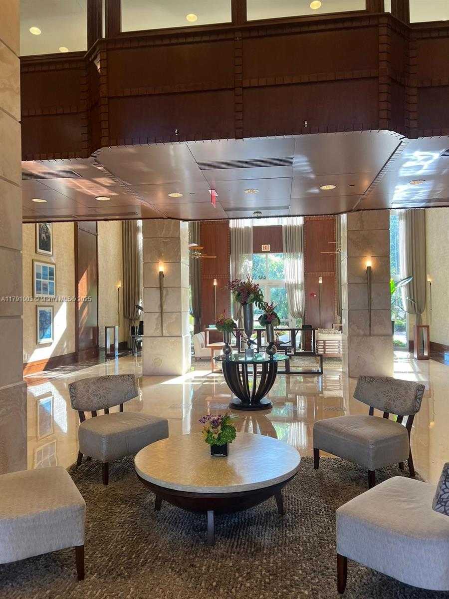 Small Image of 19501 WEST COUNTRY CLUB DR #509, Aventura Number 2