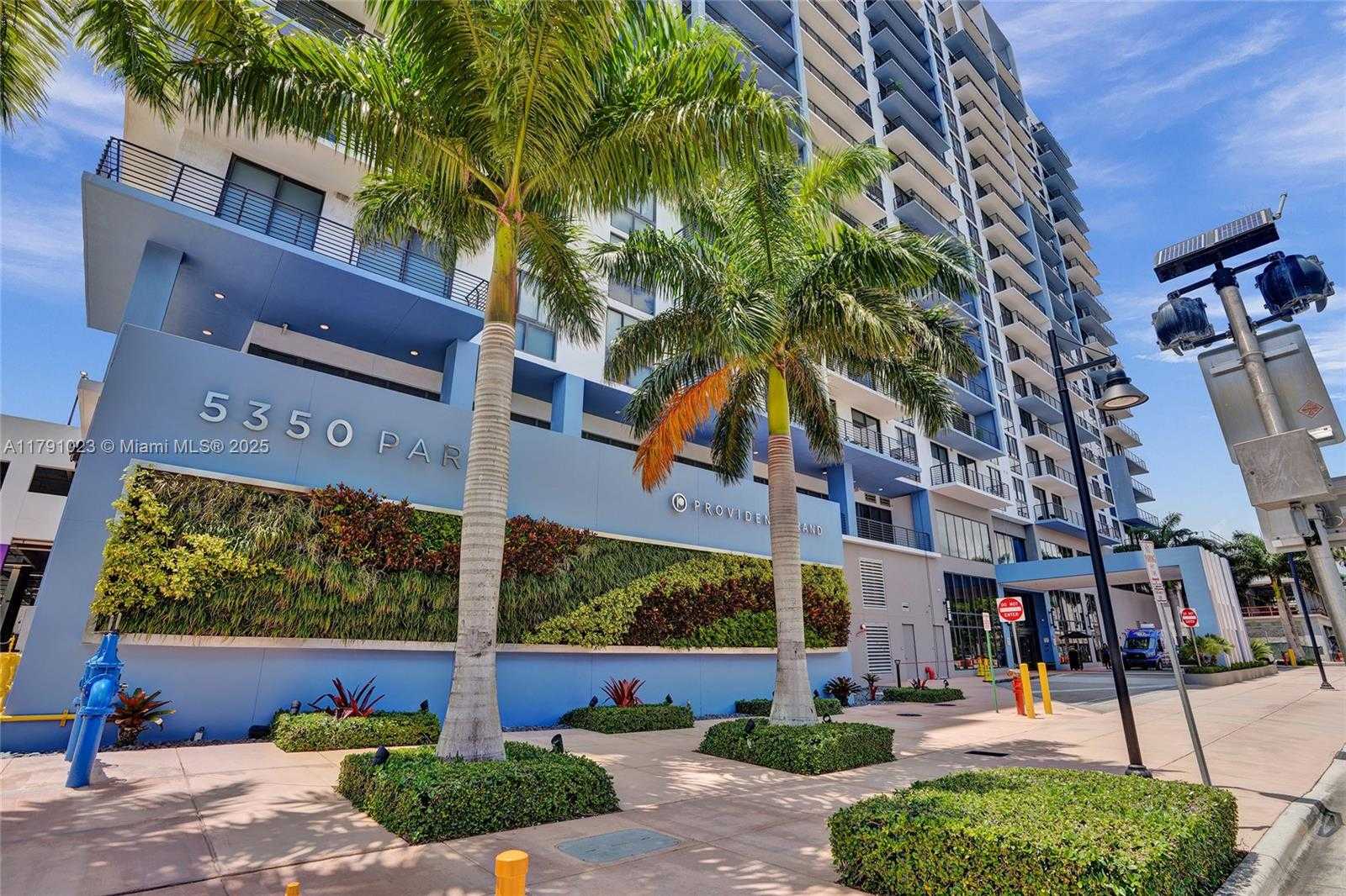 Small Image of 5350 #1804, Doral Number 50