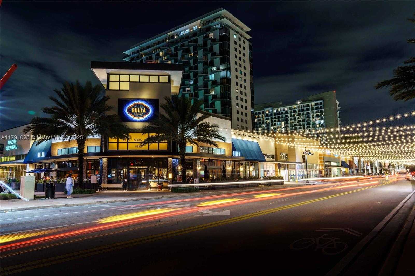 Small Image of 5300 PASEO BLVD #1807, Doral Number 17