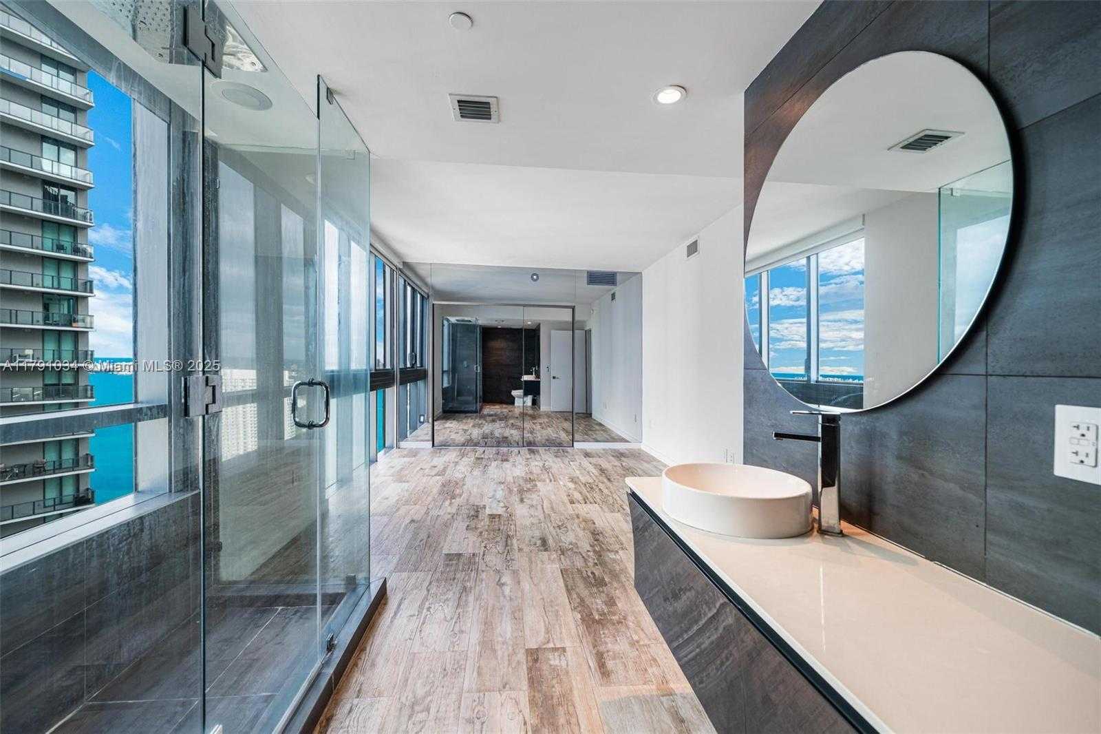 Small Image of 650 NORTH EAST 32ND ST #4407, Miami Number 22