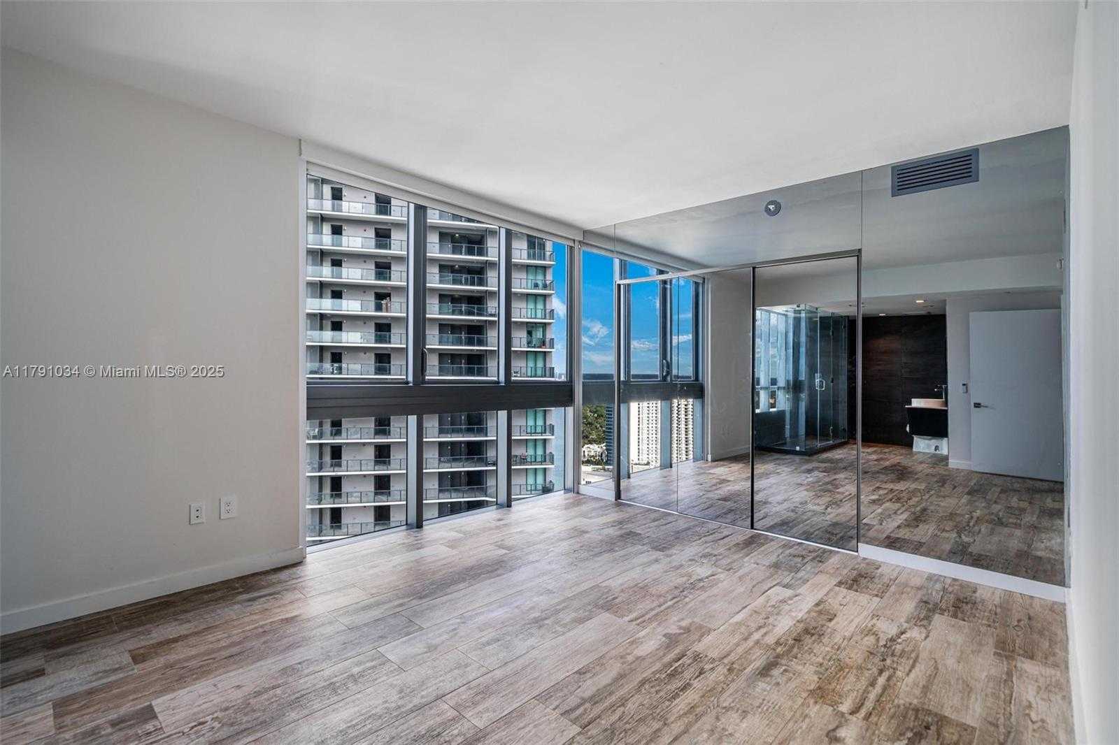 Small Image of 650 NORTH EAST 32ND ST #4407, Miami Number 24