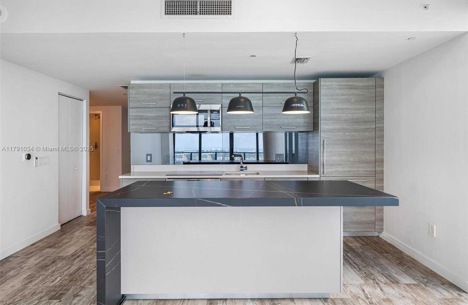 Small Image of 650 NORTH EAST 32ND ST #4407, Miami Number 5