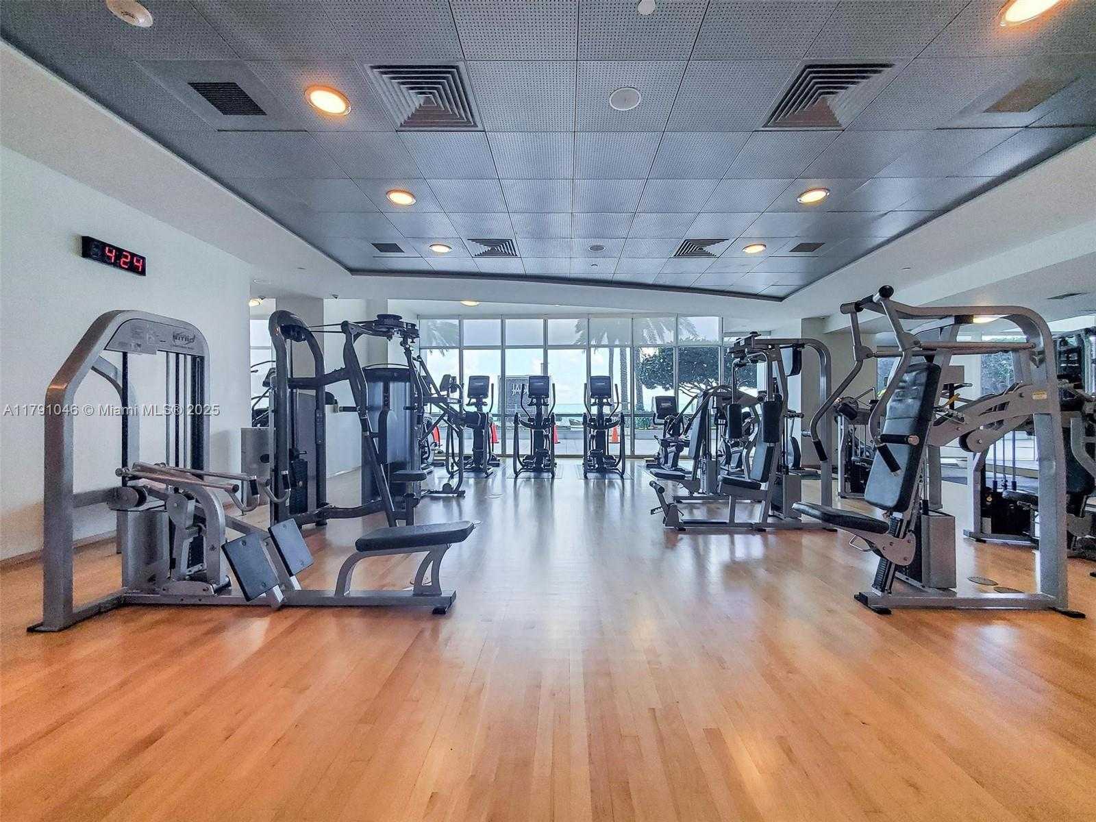 Small Image of 1331 BRICKELL BAY DR #3711, Miami Number 14