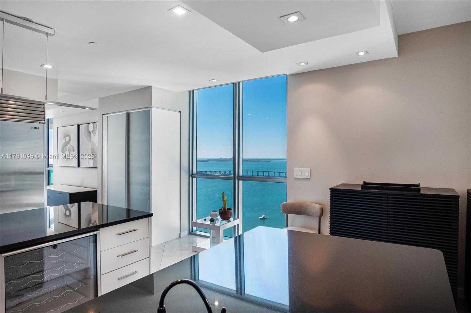 Small Image of 1331 BRICKELL BAY DR #3711, Miami Number 19