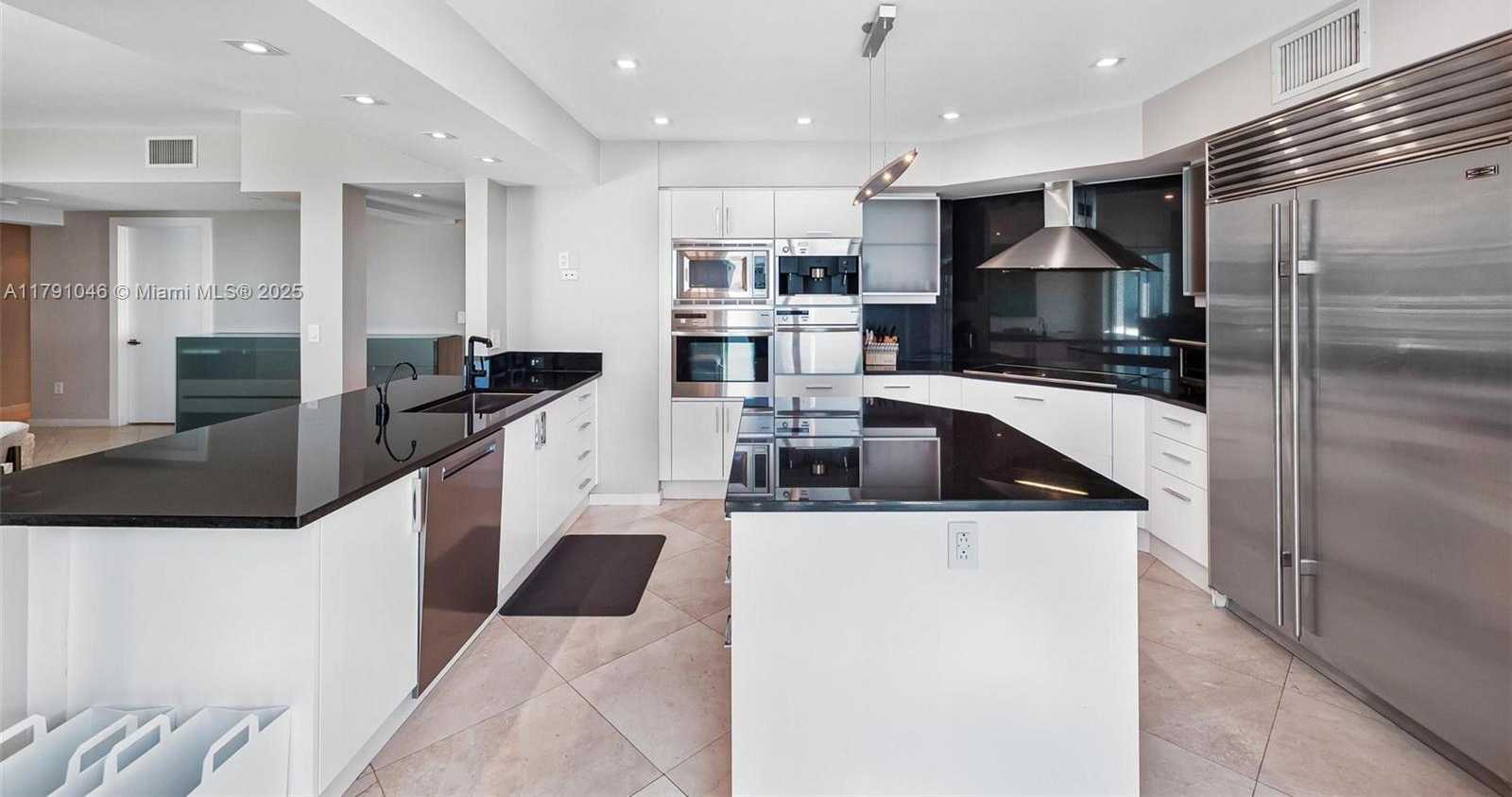 Small Image of 1331 BRICKELL BAY DR #3711, Miami Number 21