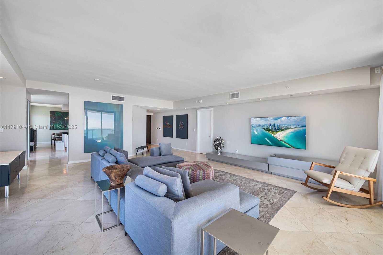 Small Image of 1331 BRICKELL BAY DR #3711, Miami Number 3