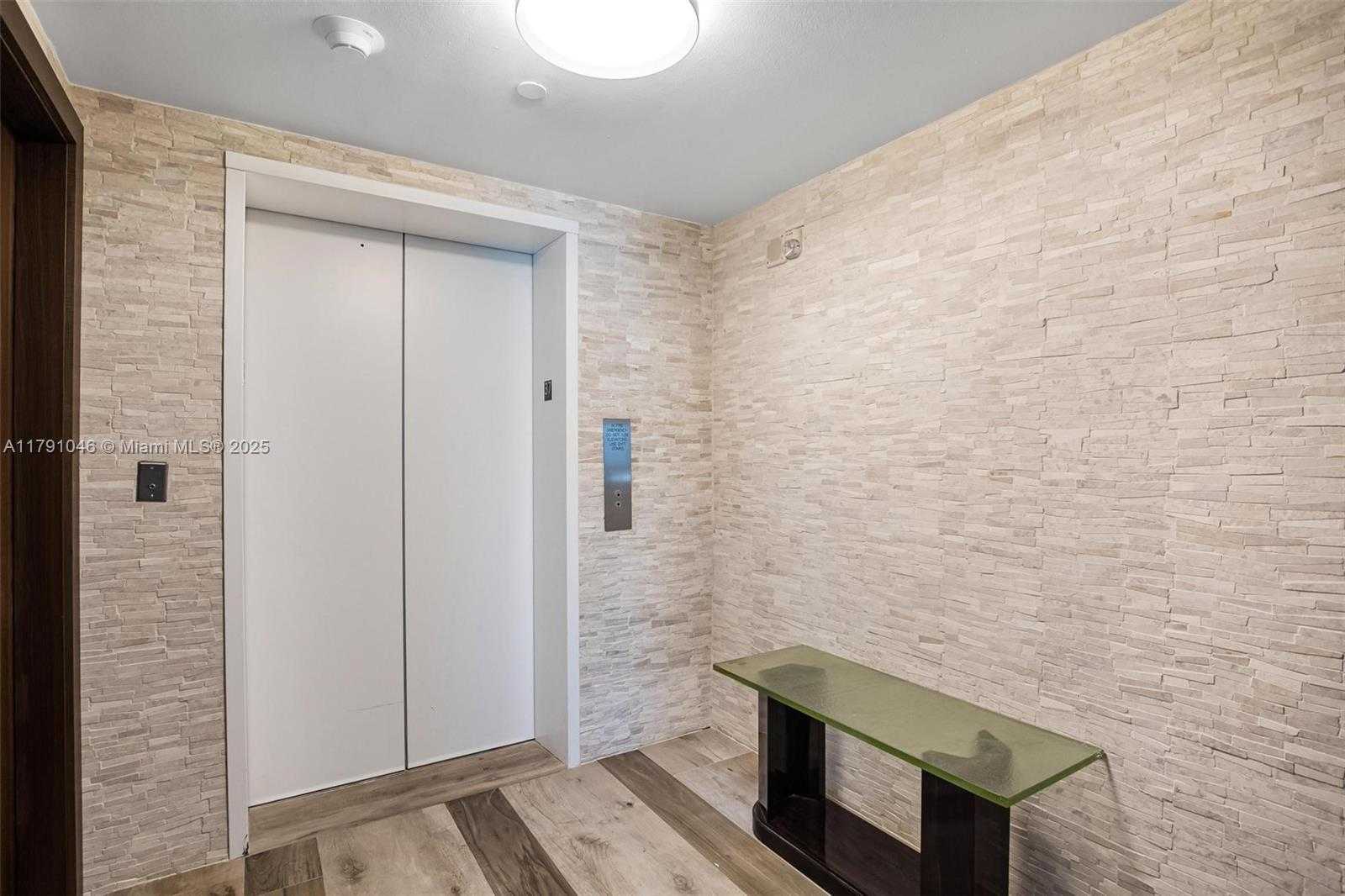 Small Image of 1331 BRICKELL BAY DR #3711, Miami Number 52