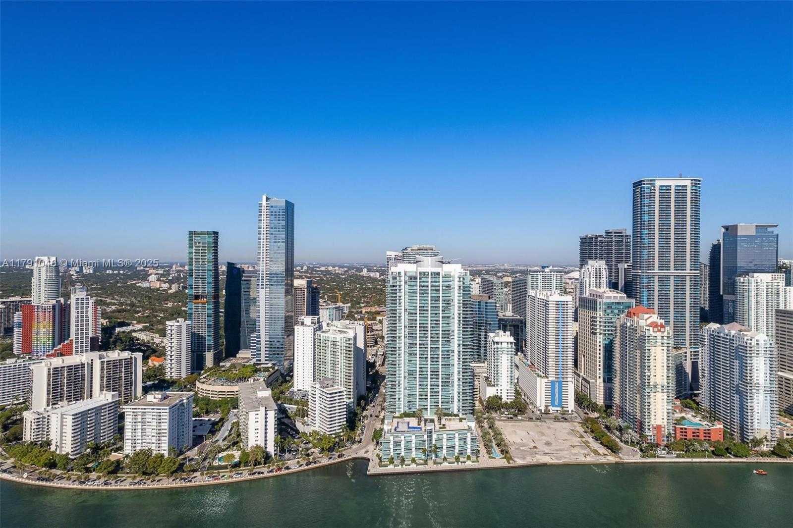 Small Image of 1331 BRICKELL BAY DR #3711, Miami Number 70