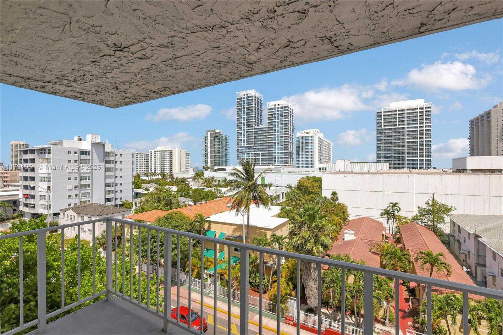 Small Image of 6801 INDIAN CREEK DR #602, Miami Beach Number 21