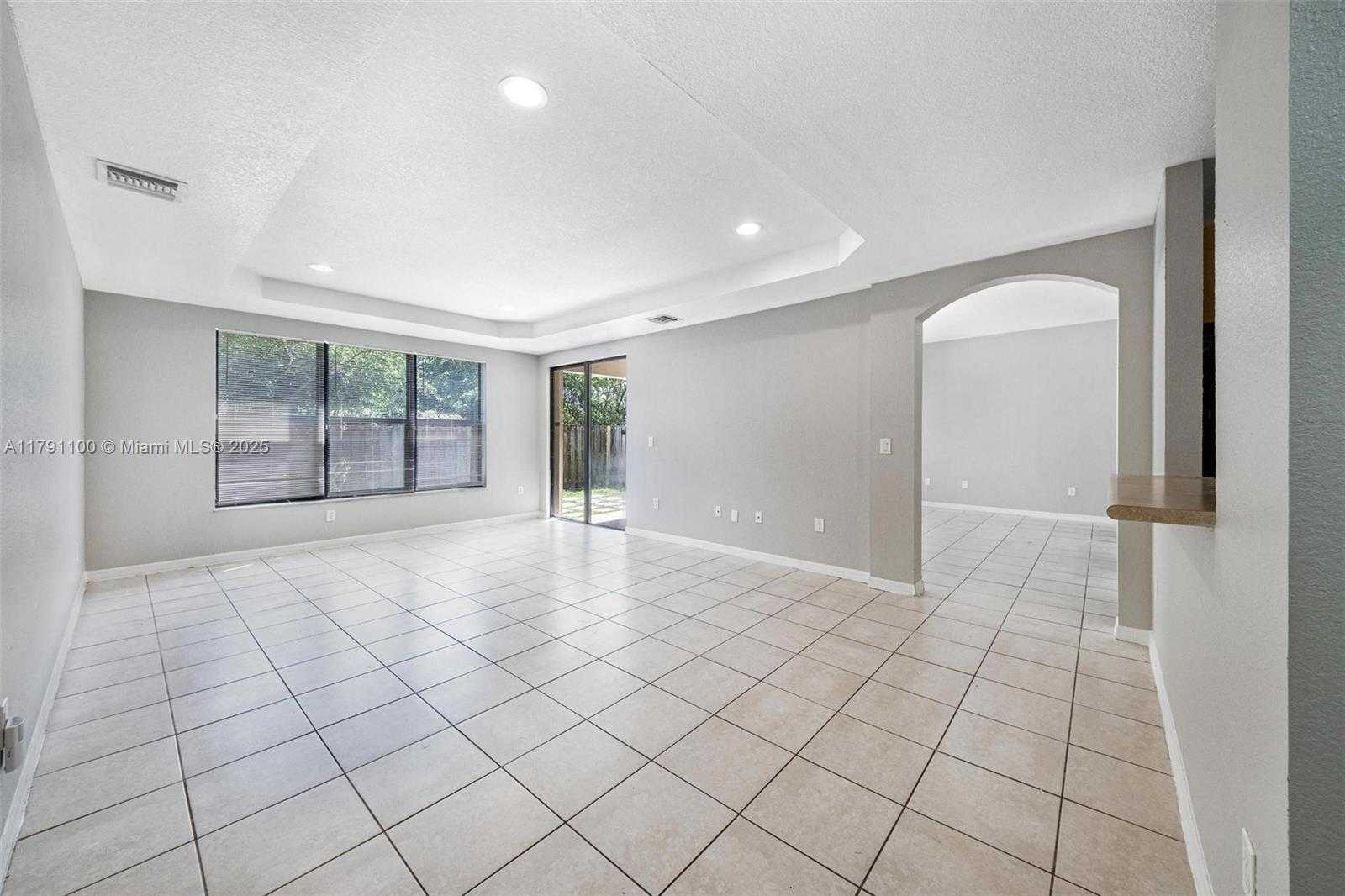 Small Image of 8904 SOUTH WEST 229TH ST, Cutler Bay Number 10