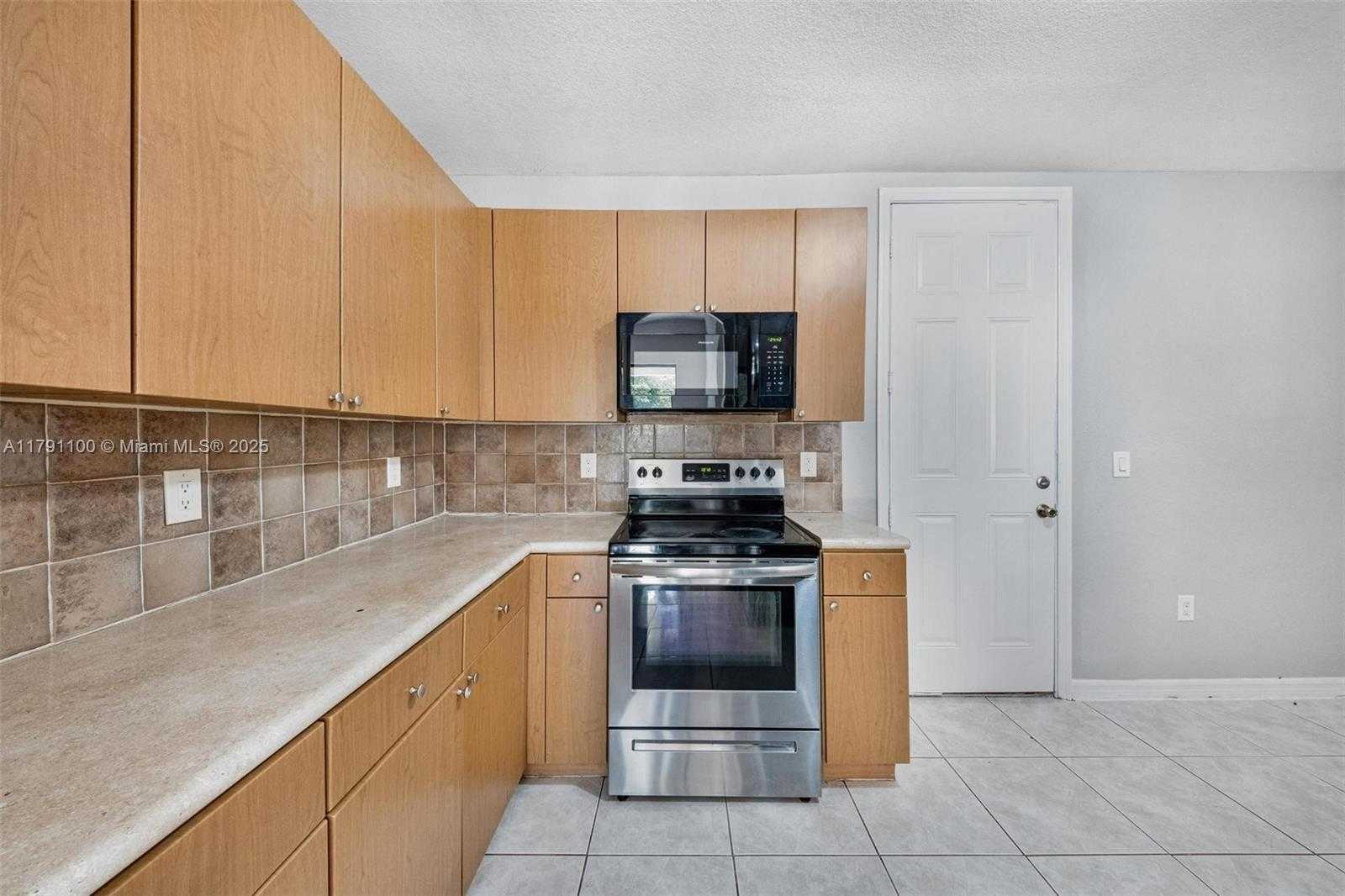 Small Image of 8904 SOUTH WEST 229TH ST, Cutler Bay Number 17