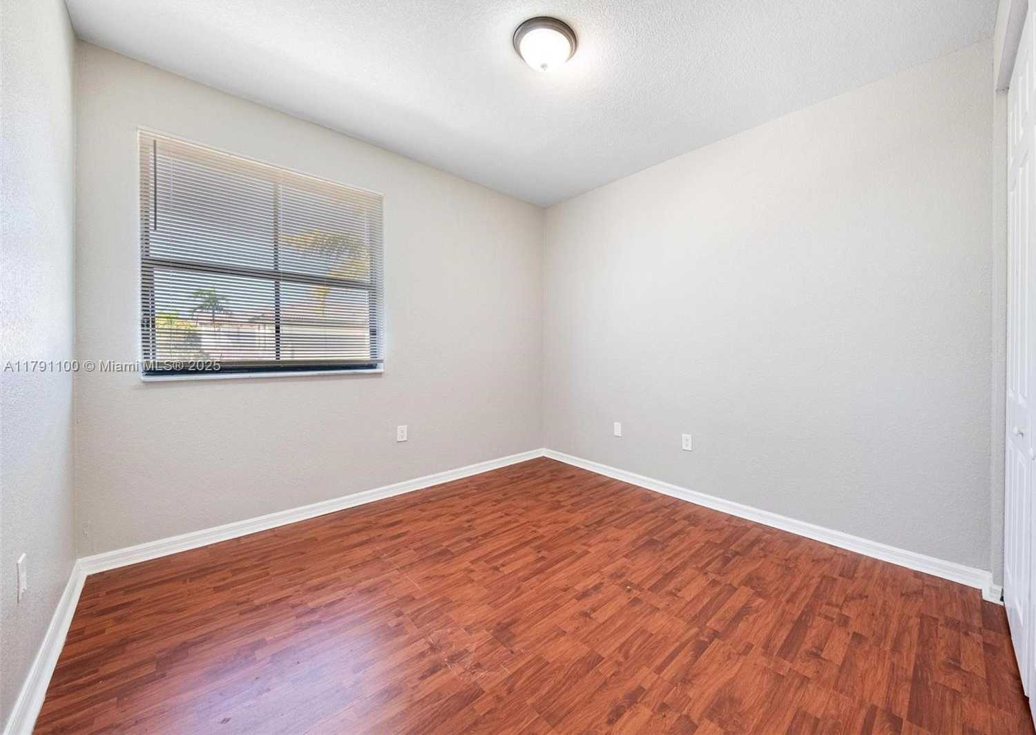 Small Image of 8904 SOUTH WEST 229TH ST, Cutler Bay Number 43